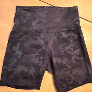 Camo Black/Gray Biker Shorts